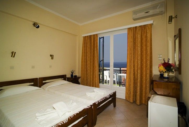 Niki Hotel Самос Экстерьер фото